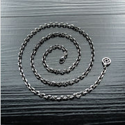 Maple leaf classic necklace